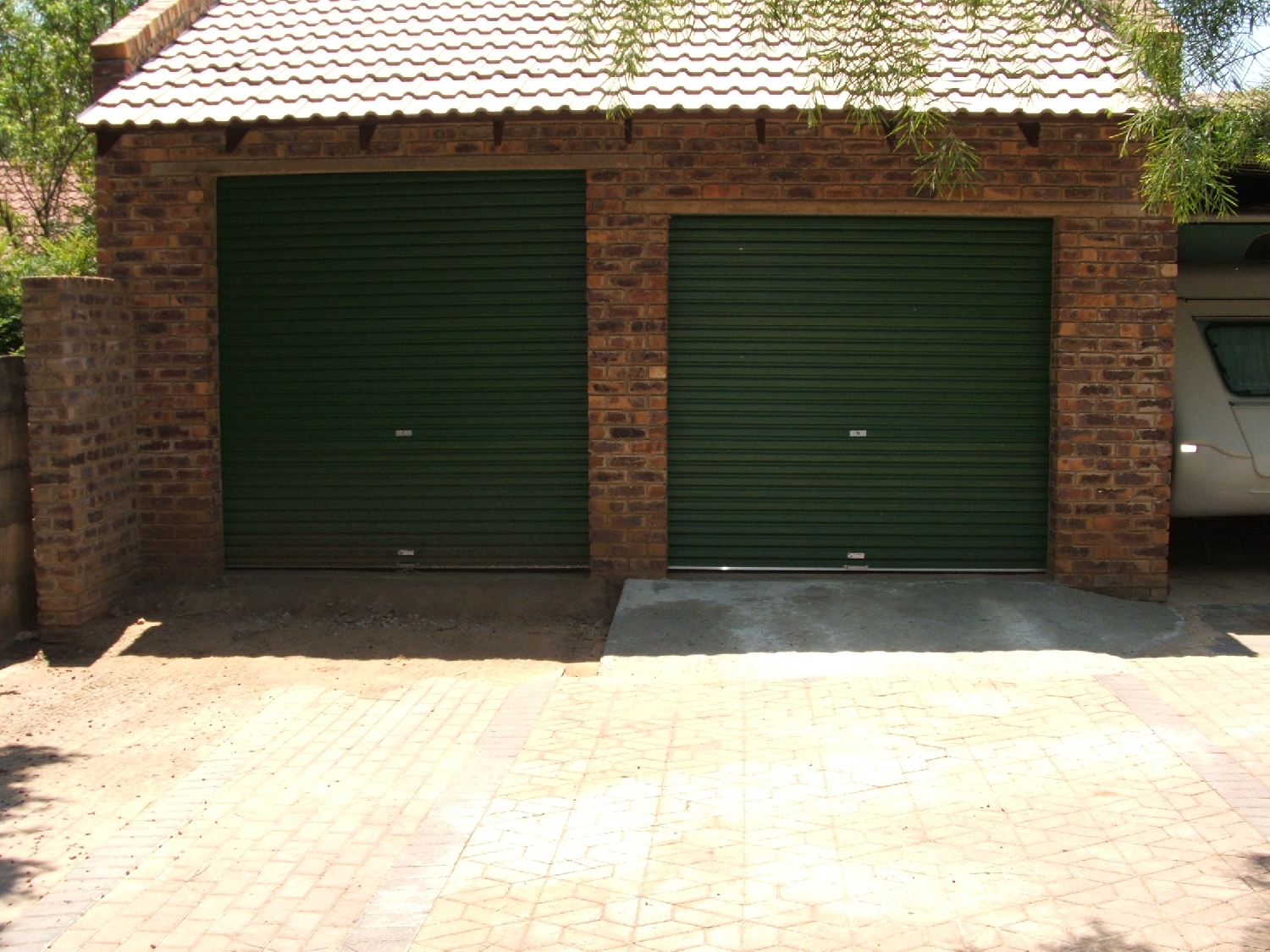  Gallery AM GARAGE DOORS